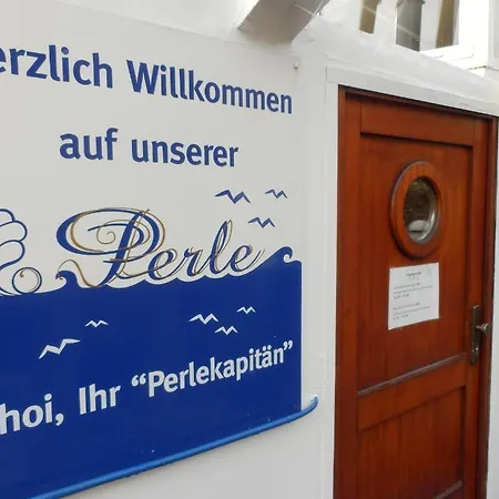 ספינת מלון Hotelschiff Perle ברמן