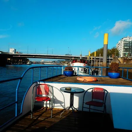 Hotelschiff Perle Botel