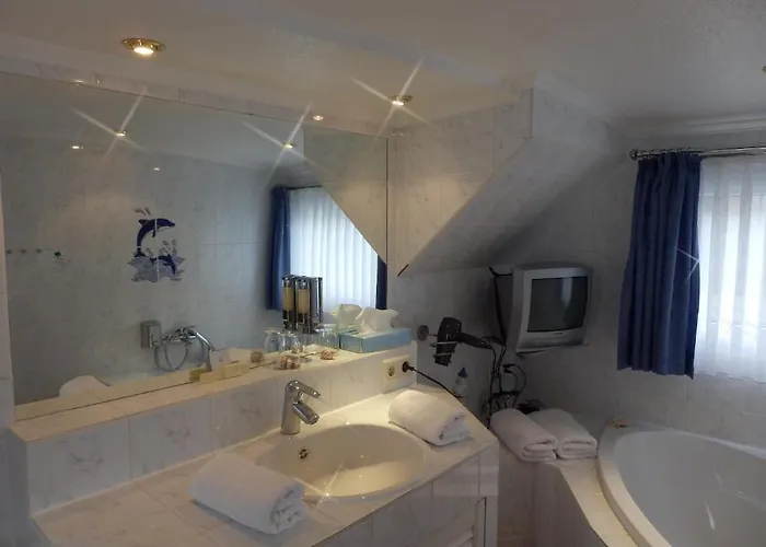 珀尔不来梅施夫酒店 船屋