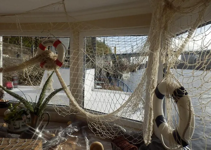 Hotelschiff Perle 3* ブレーメン